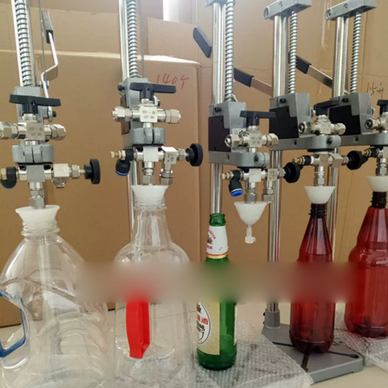 Macchina Manuale per Pressare  - Wine To Beer recensione e prezzo