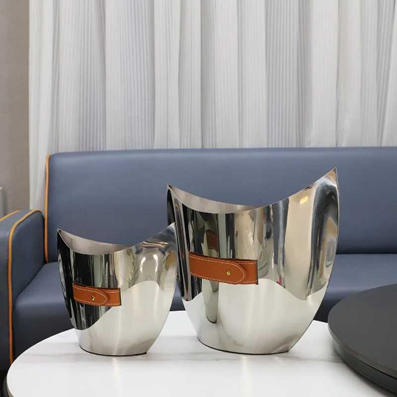 Vaso curvo in acciaio inossida - Ice Bucket Silver recensione e prezzo